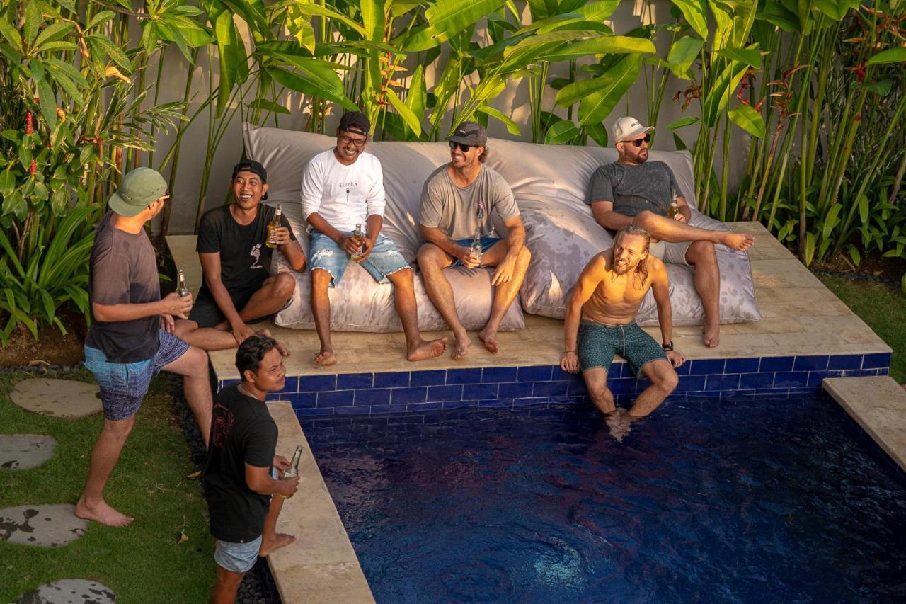 Surf & Party - Hostel Somewhere Else Canggu Exterior foto