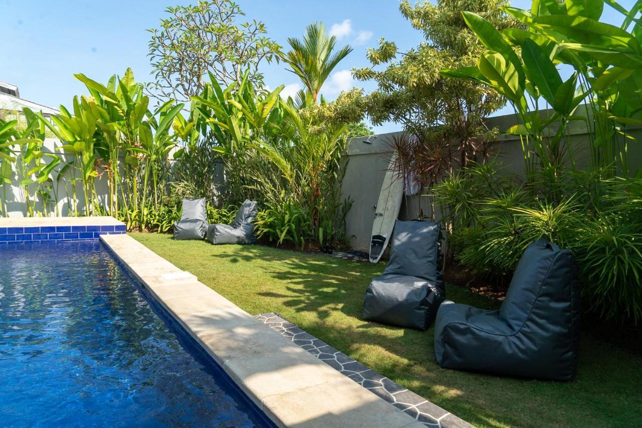 Surf & Party - Hostel Somewhere Else Canggu Exterior foto